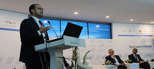 Yassine Brahim annonçant l'entrée en vigeur du nouveau code de l’investissement lors du forum économique de Tunisie.