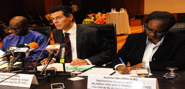 L'amabassadeur d'Espagne au Sénégal, Alberto Virella, interpellant le gouvernement sur le projet de matrice des réformes éligible à l'Acab. L'amabassadeur d'Espagne au Sénégal, Alberto Virella, interpellant le gouvernement sur le projet de matrice des réformes éligible à l'Acab.