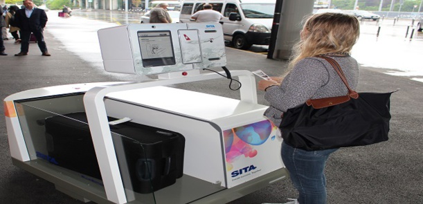 Leo , le robot de bagages innovant développé par le transport aérien fournisseur informatique Sita.