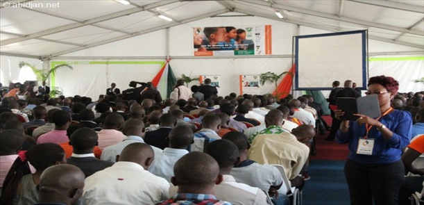 Photo d'archive des assises de la jeunesse ivoirienne. Le Giaba compte mobiliser cette jeunesse pour les sensibiliser sur la Lbc/Ft.