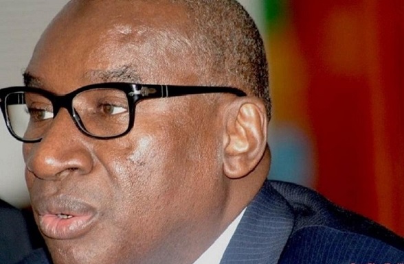 Sidiki Kaba, ministre de la Justice, tutelle de la création des sociétés commerciales. Sidiki Kaba, ministre de la Justice, tutelle de la création des sociétés commerciales.
