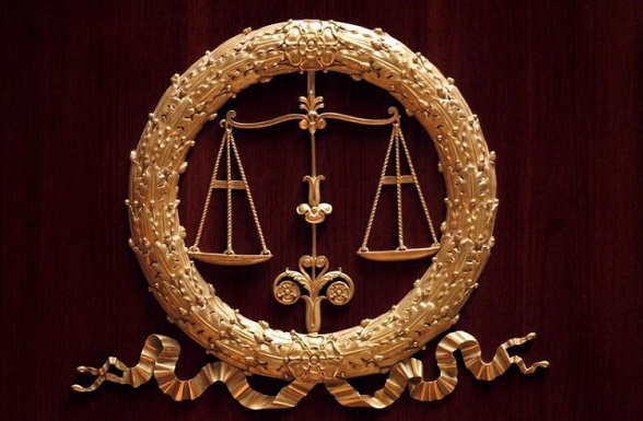 Un jugement de redressement judiciaire ou de liquidation des biens est rendu après ouverture de la procédure.