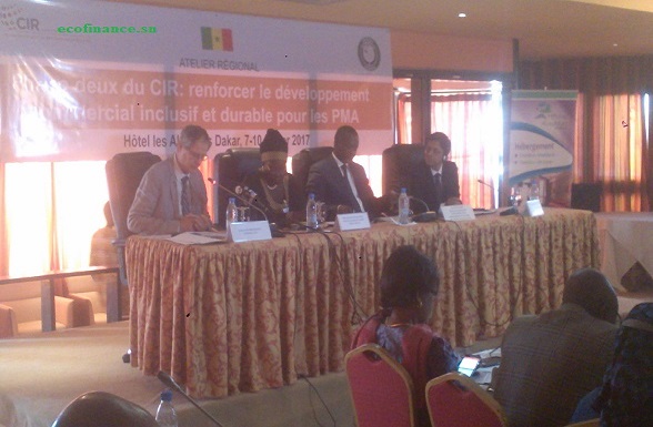 A gauche, Bernard Smolikowski, assène ses vérités pour le développement durable du Cir. A gauche, Bernard Smolikowski, assène ses vérités pour le développement durable du Cir.