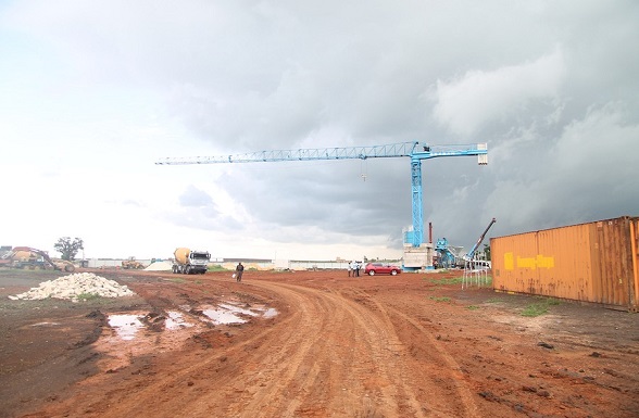 Le parti de l'entreprise revendique la place des artisans locaux dans les chantiers de la nouvelle ville promise.