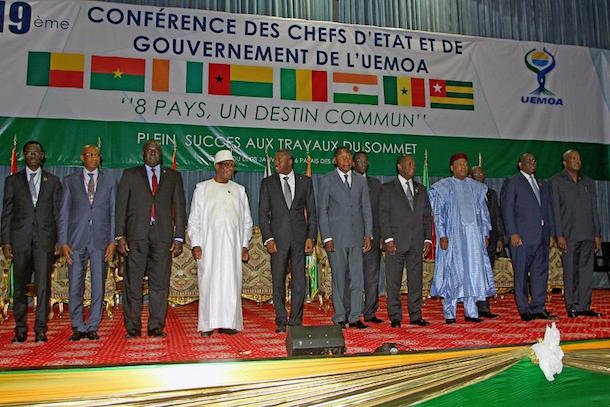 Les chefs d'Etat de l'UEMOA à Abidjan pour un sommet extraordinaire Les chefs d'Etat de l'UEMOA à Abidjan pour un sommet extraordinaire
