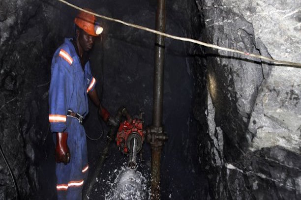 Mines : la RCA confectionne une liste de prix pour laver « ses diamants de sang » Mines : la RCA confectionne une liste de prix pour laver « ses diamants de sang »