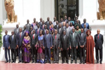 COMMUNIQUE DU CONSEIL DES MINISTRES DU 27 DECEMBRE 2017 COMMUNIQUE DU CONSEIL DES MINISTRES DU 27 DECEMBRE 2017