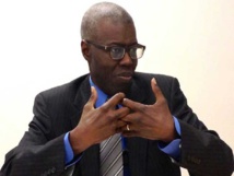 Souleymane Bachir Diagne se méfie du «tout pétrole ou tout gaz» Souleymane Bachir Diagne se méfie du «tout pétrole ou tout gaz»