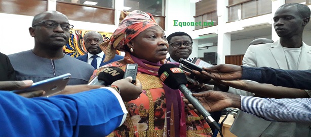 Point de presse de Gnounka Diouf, présidente comité scientifique CIEA III, à l'issue de la réunion avec les ambassadeurs sur les enjeux de la rencontre. Point de presse de Gnounka Diouf, présidente comité scientifique CIEA III, à l'issue de la réunion avec les ambassadeurs sur les enjeux de la rencontre.