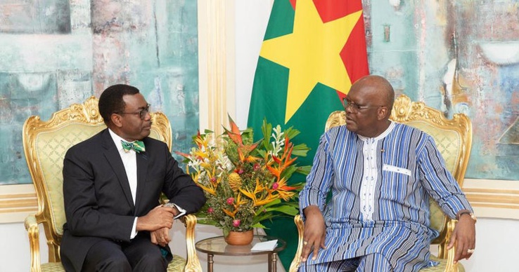 Adesina au sommet du G5 Sahel pour plaider la transformation de la région grâce aux immenses ressources d’énergie solaire Adesina au sommet du G5 Sahel pour plaider la transformation de la région grâce aux immenses ressources d’énergie solaire