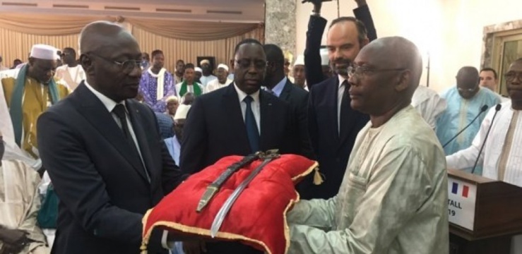 Le sabre d'El Hadj Omar Tall faira d’abord l’objet d’un examen par le parlement français avant sa restitution au Sénégal Le sabre d'El Hadj Omar Tall faira d’abord l’objet d’un examen par le parlement français avant sa restitution au Sénégal