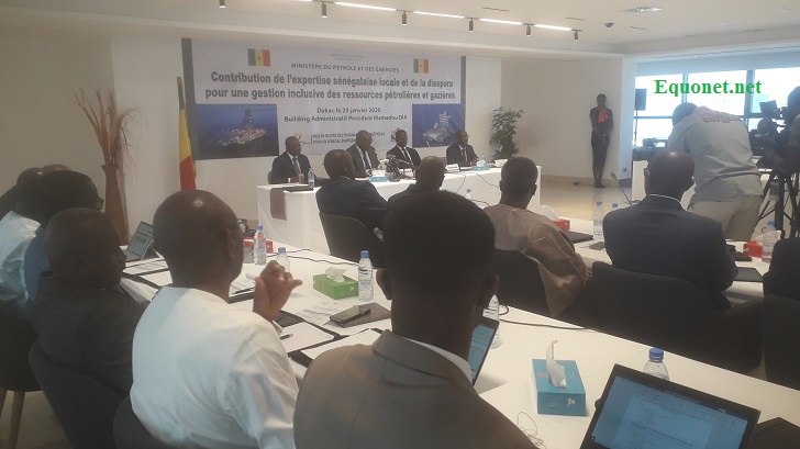 Dans la chaleur de l’expertise sénégalaise de la diaspora spécialisée dans l’industrie du pétrole et du gaz.
