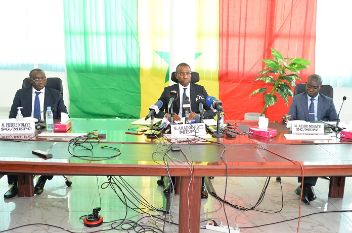 Coronavirus Covid 19 : le Sénégal engage le volet économique de la guerre Coronavirus Covid 19 : le Sénégal engage le volet économique de la guerre