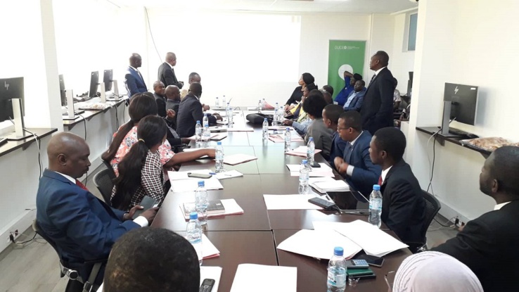 Guichet unique au Bénin. Guichet unique au Bénin.