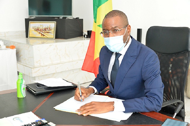 Amadou HOTT, Ministre sénégalais de l’Economie, du Plan et de la Coopération Amadou HOTT, Ministre sénégalais de l’Economie, du Plan et de la Coopération