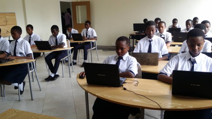 Rwanda : l’académie de codage décroche 150 000 dollars de Rockefeller trust fund Rwanda : l’académie de codage décroche 150 000 dollars de Rockefeller trust fund