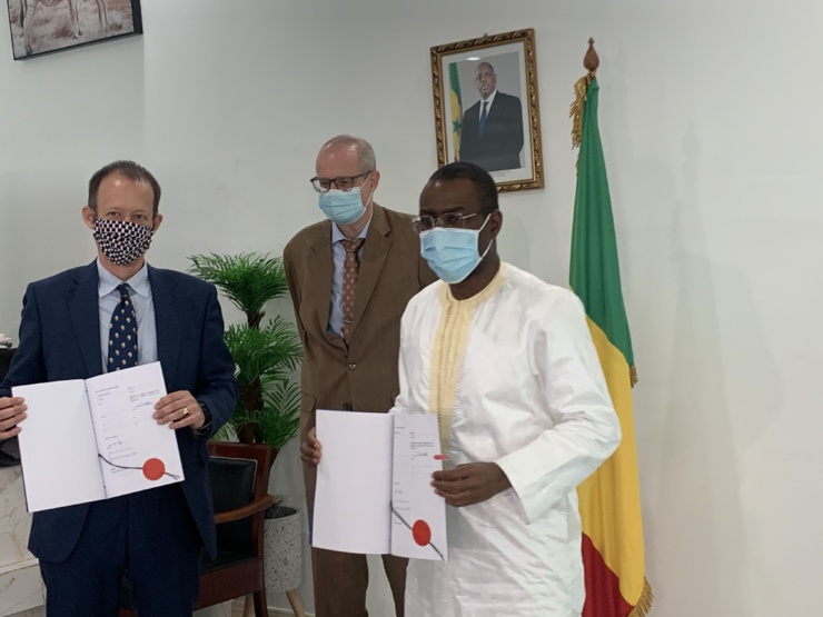 Signature, à Dakar, de trois premiers contrats de la coopération financière entre le Sénégal et l’Allemagne Signature, à Dakar, de trois premiers contrats de la coopération financière entre le Sénégal et l’Allemagne