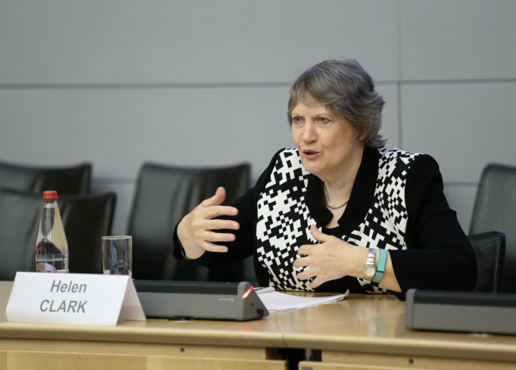 Helen CLARK, Présidente du Conseil d'administration de l'ITIE. Helen CLARK, Présidente du Conseil d'administration de l'ITIE.