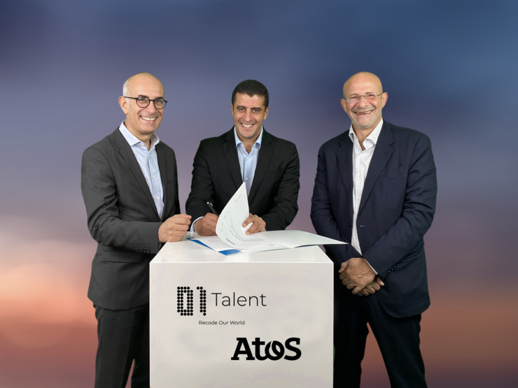 De gauche à droite : David Sultan, Vice-Président de 01Talent en charge des Opérations mondiales ; Nourdine Bihmane, Vice-Président Exécutif d’Atos en charge des Marchés de Croissance ; Deror Sultan, Co-fondateur et Présidént-Directeur Général de 01Talent. De gauche à droite : David Sultan, Vice-Président de 01Talent en charge des Opérations mondiales ; Nourdine Bihmane, Vice-Président Exécutif d’Atos en charge des Marchés de Croissance ; Deror Sultan, Co-fondateur et Présidént-Directeur Général de 01Talent.
