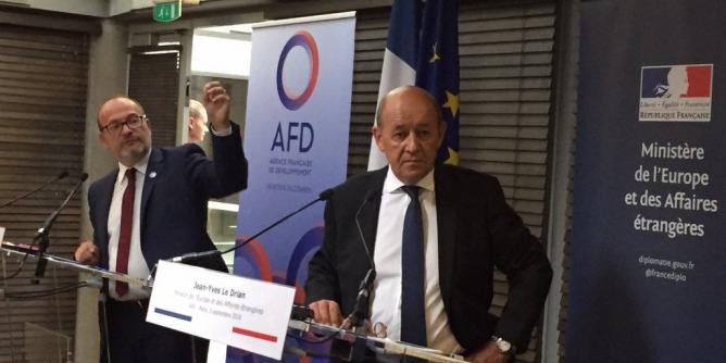 (Face à l’Union européenne qui se taille la part du lion, le monde francophone demeure le parent pauvre de l’aide française au développement) (Face à l’Union européenne qui se taille la part du lion, le monde francophone demeure le parent pauvre de l’aide française au développement)