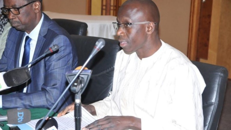 direction générale des impôts et domaines-dgid-sénégal : tous les acteurs sociaux de l’institution font bloc contre les «spécialistes des contrevérités» qui accusent leur directeur général, bassirou samba niasse, de mener une «bamboula» direction générale des impôts et domaines-dgid-sénégal : tous les acteurs sociaux de l’institution font bloc contre les «spécialistes des contrevérités» qui accusent leur directeur général, bassirou samba niasse, de mener une «bamboula»