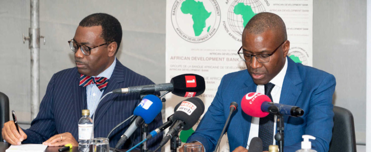 Le président du Groupe de la Banque africaine de développement Dr Akinwumi A. Adesina a rencontré vendredi à Dakar, les représentants du secteur privé du Sénégal en présence du ministre de l’Économie, du Plan et de la Coopération Amadou Hott. Le président du Groupe de la Banque africaine de développement Dr Akinwumi A. Adesina a rencontré vendredi à Dakar, les représentants du secteur privé du Sénégal en présence du ministre de l’Économie, du Plan et de la Coopération Amadou Hott.