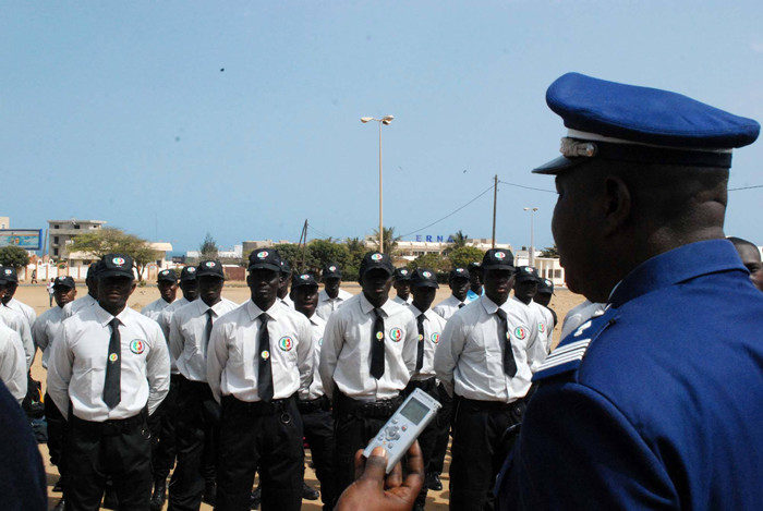 les agents de sécurité préoccupés par la recrudescence de la violence au sénégal les agents de sécurité préoccupés par la recrudescence de la violence au sénégal
