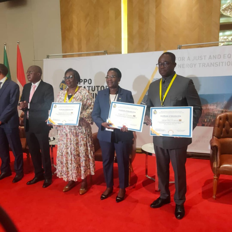 Le Sénégal adhère officiellement à l’APPO, « l’OPEP » des africains. Le Sénégal adhère officiellement à l’APPO, « l’OPEP » des africains.