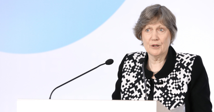 Helen Clark, présidente du conseil d'administration de l'ITIE. Helen Clark, présidente du conseil d'administration de l'ITIE.