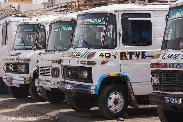 hausse prix du carburant, sénégal : les transporteurs menacent d’aller en grève