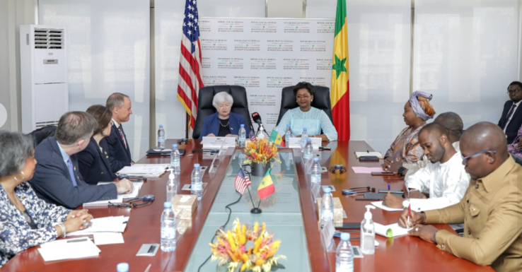 Rencontre entre Oulimata Sarr, ministre de l'Economie, du Plan et de la Coopération du Sénégal, et la Secrétaire d’État américaine au Trésor, Janet Yellen Rencontre entre Oulimata Sarr, ministre de l'Economie, du Plan et de la Coopération du Sénégal, et la Secrétaire d’État américaine au Trésor, Janet Yellen