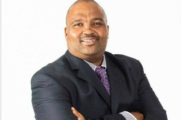 Professeur Bismark Tyobeka, directeur et vice-chancelier de l'Université du Nord-Ouest (NWU). Professeur Bismark Tyobeka, directeur et vice-chancelier de l'Université du Nord-Ouest (NWU).