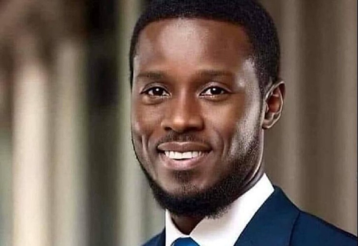 Bassirou Diomaye Faye, nouveau président de la République du Sénégal démocratiquement élu. Bassirou Diomaye Faye, nouveau président de la République du Sénégal démocratiquement élu.