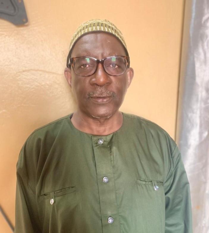 Guimba  KONATE, auteur de la contribution. Guimba  KONATE, auteur de la contribution.