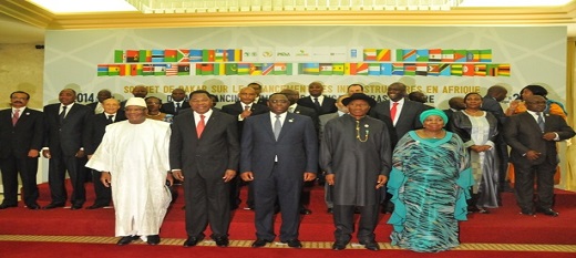 Les chefs d'Etat lors d'un sommet du Nepad à Dakar. Les chefs d'Etat lors d'un sommet du Nepad à Dakar.