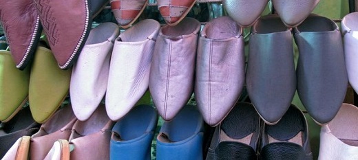 Les babouches de Ngaye Mékhé, Commune du bassin du Cayor. Les babouches de Ngaye Mékhé, Commune du bassin du Cayor.
