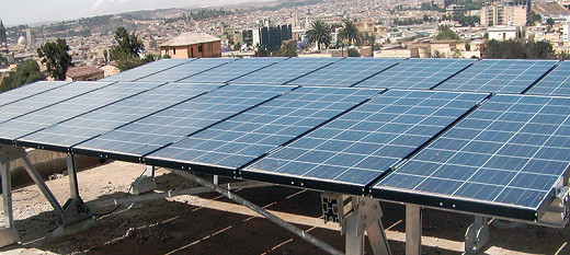 Grâce au financement de la Boad, 177 villages seront électrifiés à l'énergie solaire photovoltaïque. Grâce au financement de la Boad, 177 villages seront électrifiés à l'énergie solaire photovoltaïque.