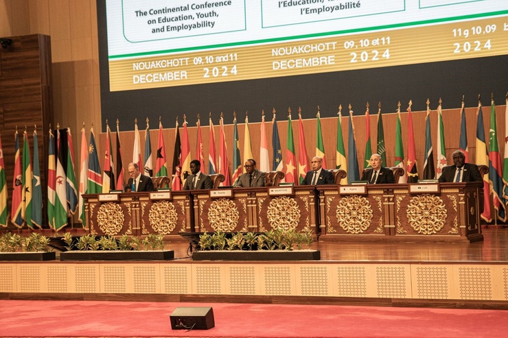 Les chefs d’État et de gouvernement africains se sont réunis à Nouakchott pour un dialogue aux grands enjeux sur la transformation de l’éducation. Les chefs d’État et de gouvernement africains se sont réunis à Nouakchott pour un dialogue aux grands enjeux sur la transformation de l’éducation.