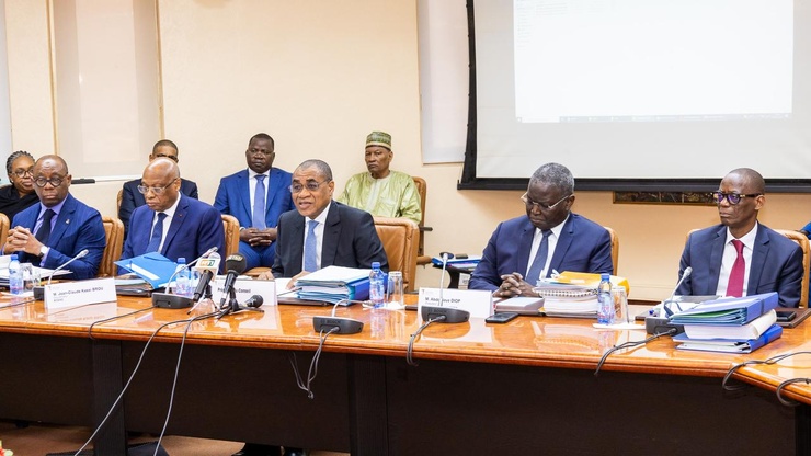 Le Conseil des Ministres de l'Union Economique et Monétaire Ouest Africaine (UEMOA) a tenu le 20 décembre 2024 sa quatrième session ordinaire au titre de l'année 2024. Le Conseil des Ministres de l'Union Economique et Monétaire Ouest Africaine (UEMOA) a tenu le 20 décembre 2024 sa quatrième session ordinaire au titre de l'année 2024.