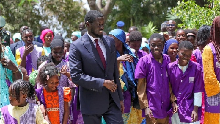 Diomaye souligne l’urgence d’activer les dispositifs institutionnels et financiers relatifs au fonds de stabilisation et au fonds intergénérationnel. Diomaye souligne l’urgence d’activer les dispositifs institutionnels et financiers relatifs au fonds de stabilisation et au fonds intergénérationnel.