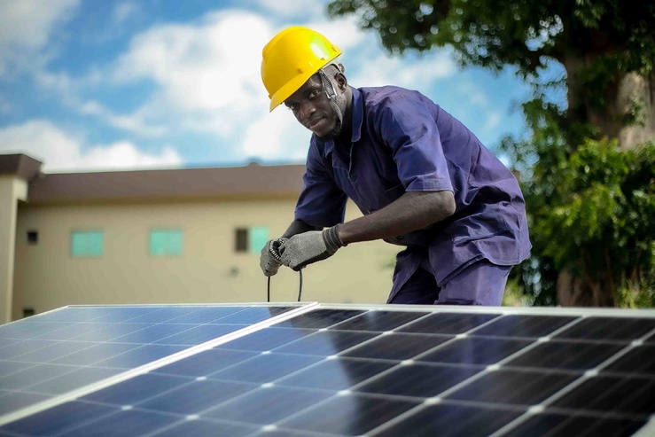 Le capital concessionnel est essentiel pour réduire les coûts de financement des projets renouvelables, selon l'Agence internationale de l'énergie (AIE). Le capital concessionnel est essentiel pour réduire les coûts de financement des projets renouvelables, selon l'Agence internationale de l'énergie (AIE).