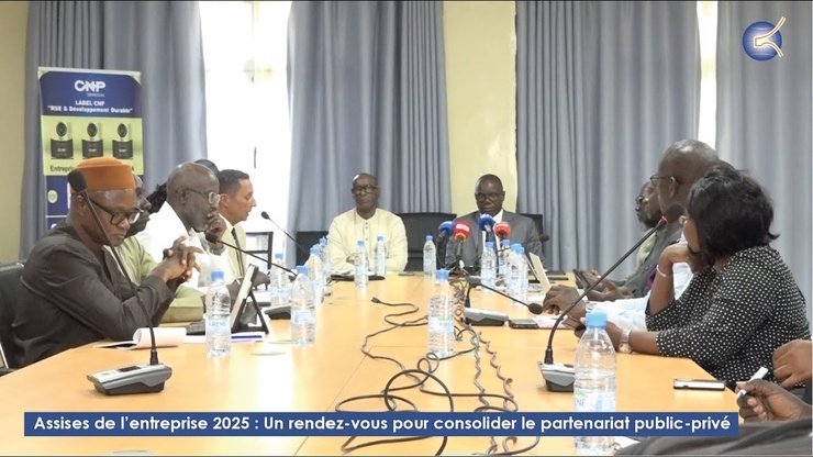 Conférence de presse annonçant les Assises de l'Entreprise 2025.