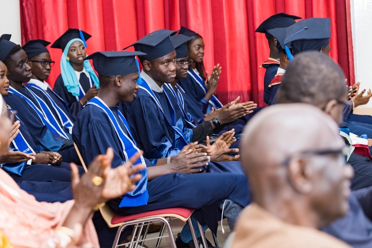Le Sénégal déploie un assistant d'intelligence artificielle gratuit pour la préparation du Bac Le Sénégal déploie un assistant d'intelligence artificielle gratuit pour la préparation du Bac