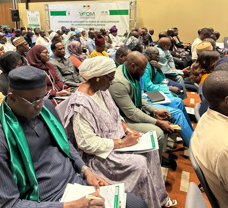 Le Fonds de développement de la microfinance islamique (FDMI) a été officiellement lancé hier en partenariat avec la Banque islamique de développement (BID). Le Fonds de développement de la microfinance islamique (FDMI) a été officiellement lancé hier en partenariat avec la Banque islamique de développement (BID).