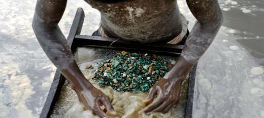 L'accord de l'UE sur les «minerais de conflit» va-t-il mettre fin à leur trafic? L'accord de l'UE sur les «minerais de conflit» va-t-il mettre fin à leur trafic?