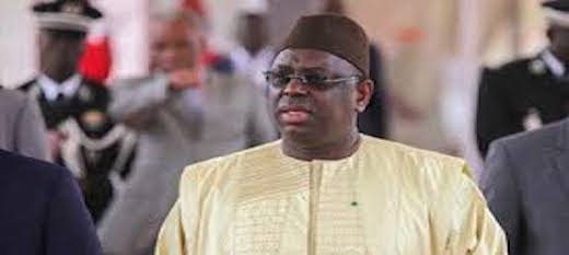 Le Président Sall s’extasie devant la Section 3 de la Vdn Le Président Sall s’extasie devant la Section 3 de la Vdn