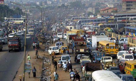 ​La pollution de l’air tue près d’un million d’Africains chaque année, selon l’OMS