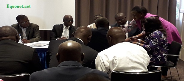 Les différentes centrales syndicales et organisations patronales, ainsi des membres du gouvernement mobilisés pour la signature du Protocole relatif au PPTD. Les différentes centrales syndicales et organisations patronales, ainsi des membres du gouvernement mobilisés pour la signature du Protocole relatif au PPTD.