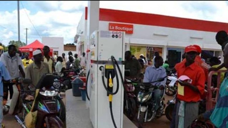 Le gouvernement du Sénégal bloque les prix du carburant et applique la vérité des prix pour les combustibles