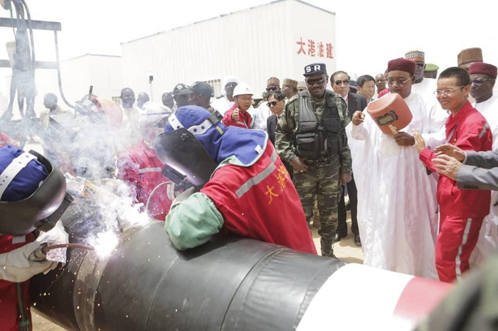 Pétrole : la grosse affaire du Niger avec la signature de la Convention de transport relative à la construction et l’exploitation du futur oléoduc Pétrole : la grosse affaire du Niger avec la signature de la Convention de transport relative à la construction et l’exploitation du futur oléoduc